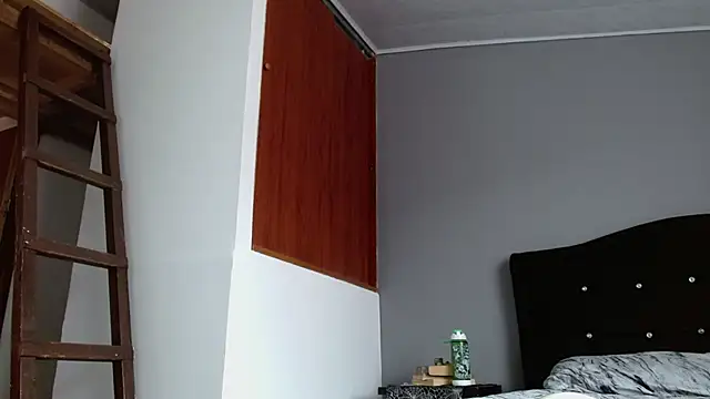 Emilia_1995 webcam
