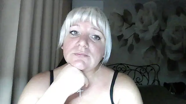 MeilomaWesa live cam on StripChat