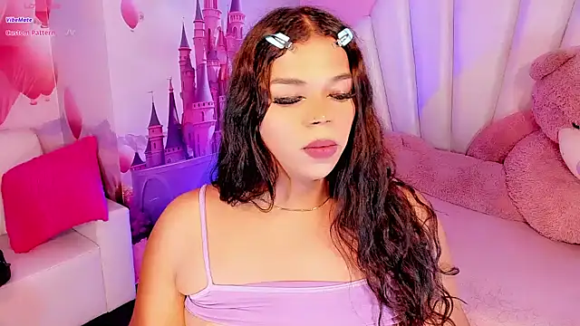 Keira_Fox31 live cam on StripChat