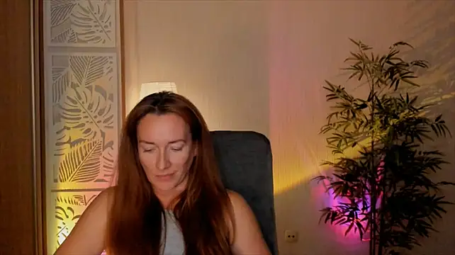 RebeccaMartinez webcam