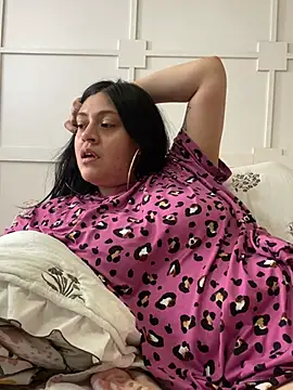 kriztal_pretty webcam