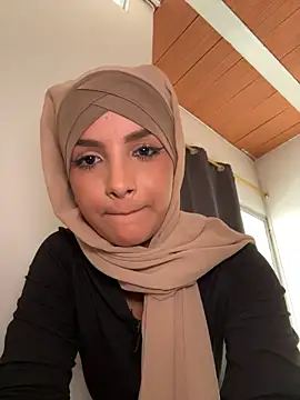 Sweet_TemptationXX live sex cam