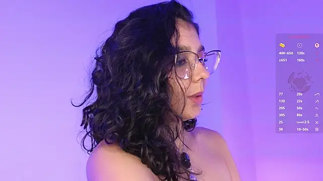naty_saenz live cam on StripChat