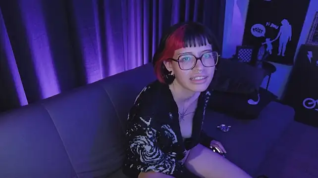 amimodee live cam on StripChat