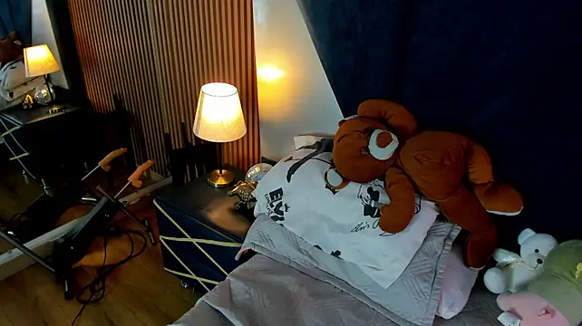 Olivia_Collinns1 webcam