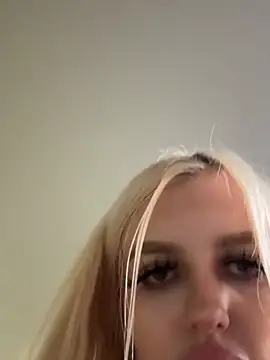 Steffi_Snowbunny
