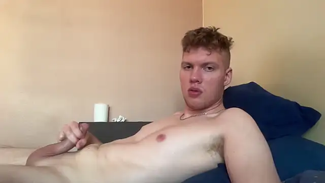 sexybooii6968 (M young) - help me to cum and taste it:)