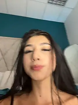 BadLilAngelXXX live sex cam