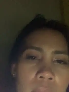 Hottiepinay696969 webcam