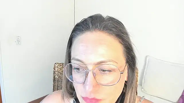 CharlotMilf_ live cam on StripChat