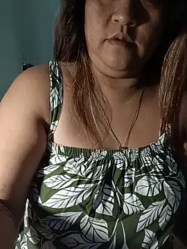 ArianaHotASS69 webcam