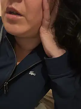 TriumphLove webcam