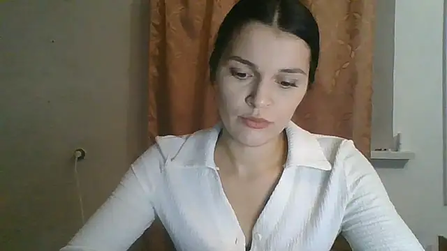 MilaPrescott webcam