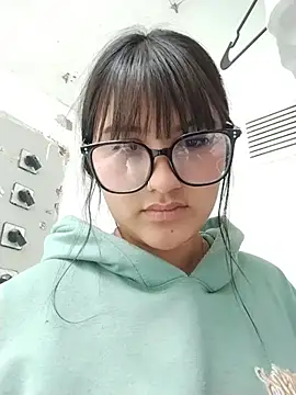 Emily-7 webcam