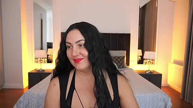 VelvetLuck webcam