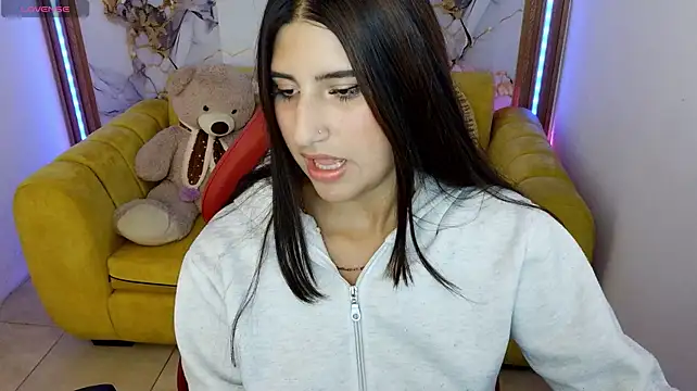 sofia_sweet_m live cam on StripChat