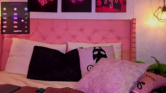 dark__nymph webcam