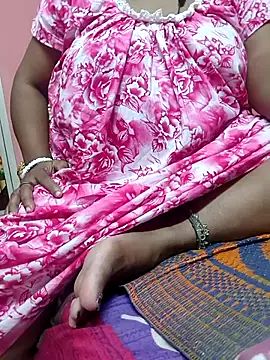 Cute-Swewty webcam