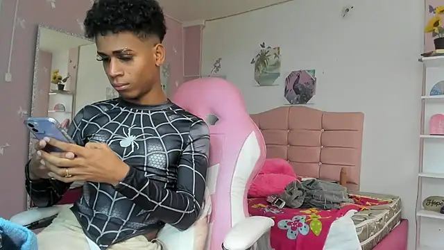 Santy_bigcock_01