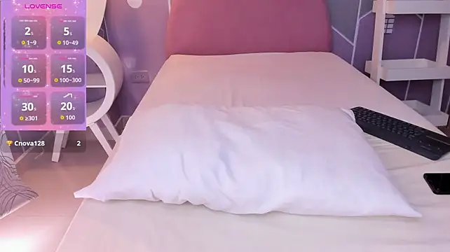 doll_skinny18 webcam