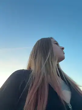 Luna_Lynn webcam