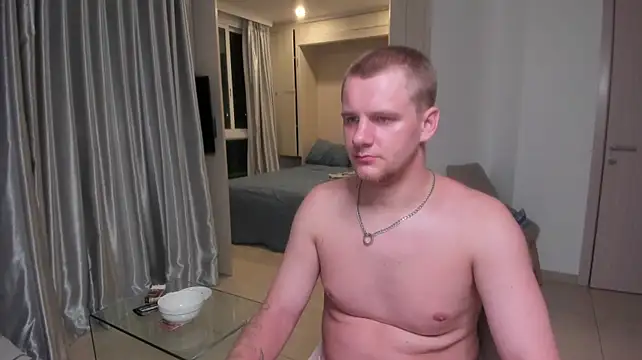 good_vibes_21 webcam