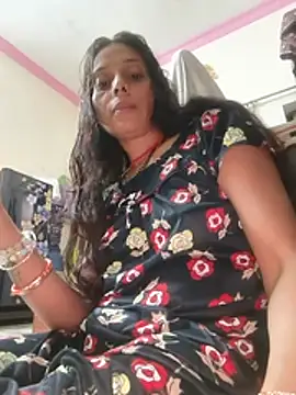 Sexy-Suhani2