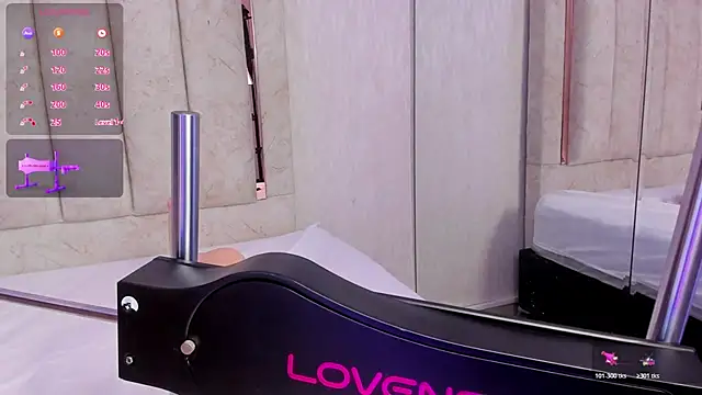 Sara_Rossi__ live cam on StripChat
