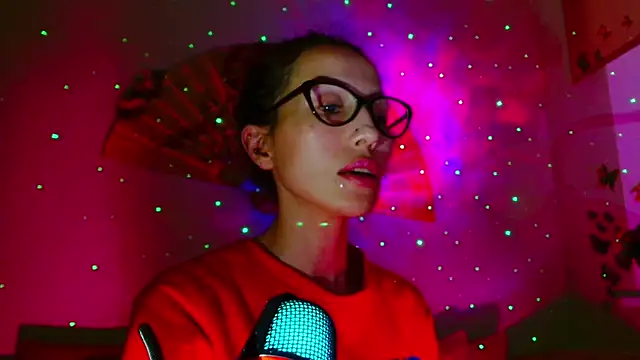 KiotoShine live cam on StripChat