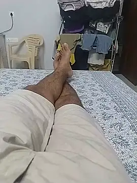Desiandaj live cam on StripChat