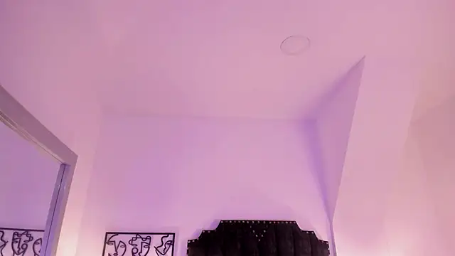Emilia_millerr webcam