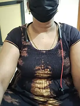tamilammu1431 live cam on StripChat