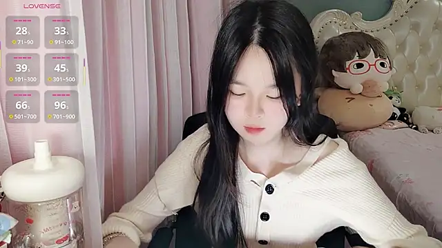 XuuOyi live cam on StripChat