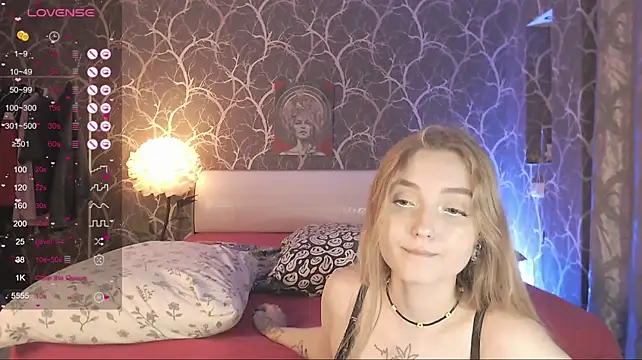MiaMiaMeow webcam