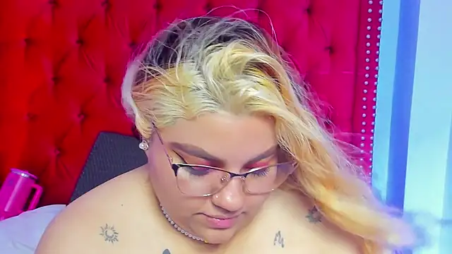 SunnyHoney_ webcam