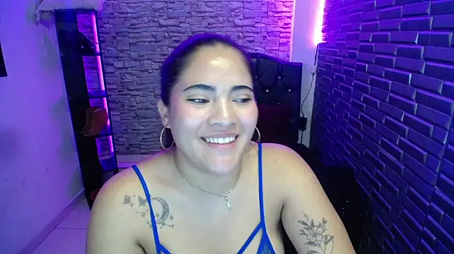 AISHA_FIRE webcam