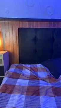 Cheys_Mast live sex cam