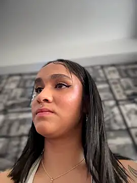 Isabella-Teen webcam