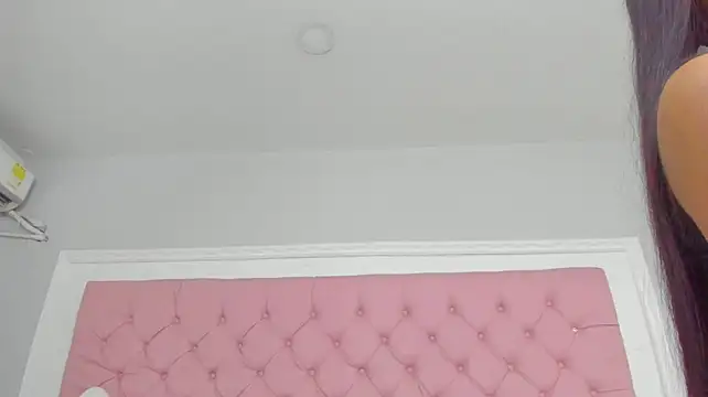 SaraTease_ webcam