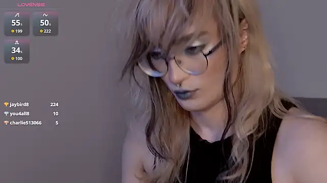 Модель: _meow__neko_