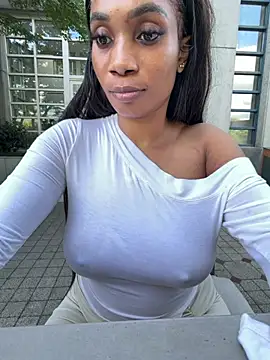 ___nessa (F young) - Rub clit&squirt on body public#TICKECT