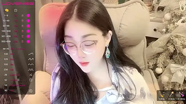 Monica-666888- webcam