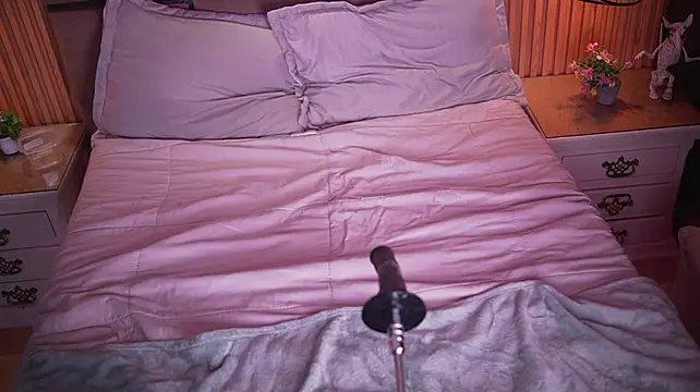 MiaTorres4 webcam