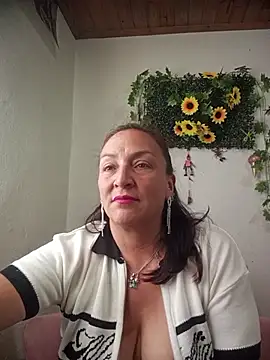 dangerous_milf webcam