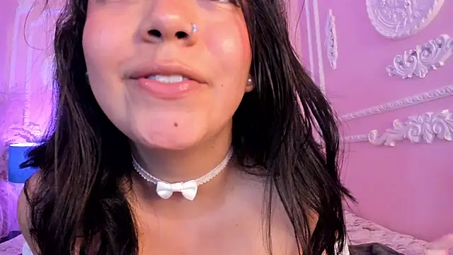Daisy_Doll live cam on StripChat
