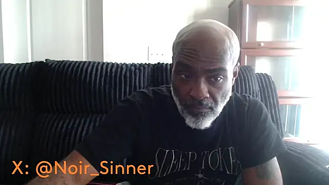 sinnernoir (M mature) - stand and stroke, show ass