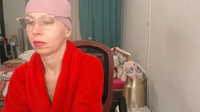 LuxuryNika webcam