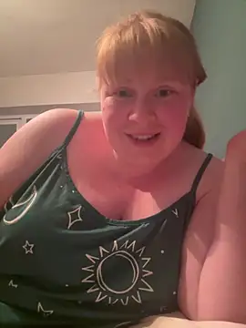 Curvy-GingeXX webcam