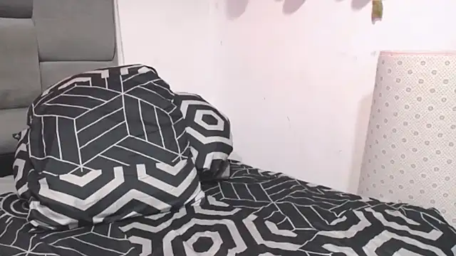 Sharloth_milf webcam
