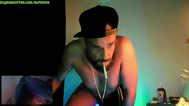 Guyst049 webcam